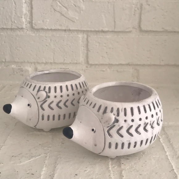 Set of 2 Porcupine Planters NWOT - Picture 4 of 13
